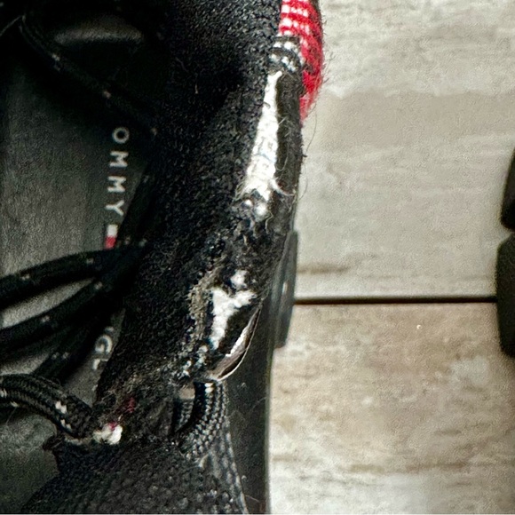 Tommy Hilfiger Women’s Sz 7 1/2 Black Nesser Lace Up Lug Boots Farmcore Gorpcore - Picture 9 of 10